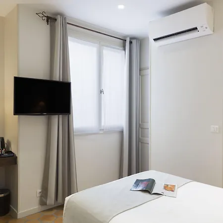 Mogador Hotel 3*